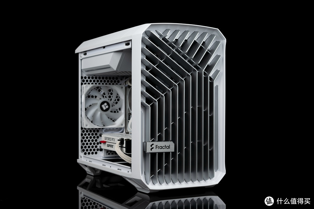 博大精深气流艺术fractaltorrentnano机箱装机