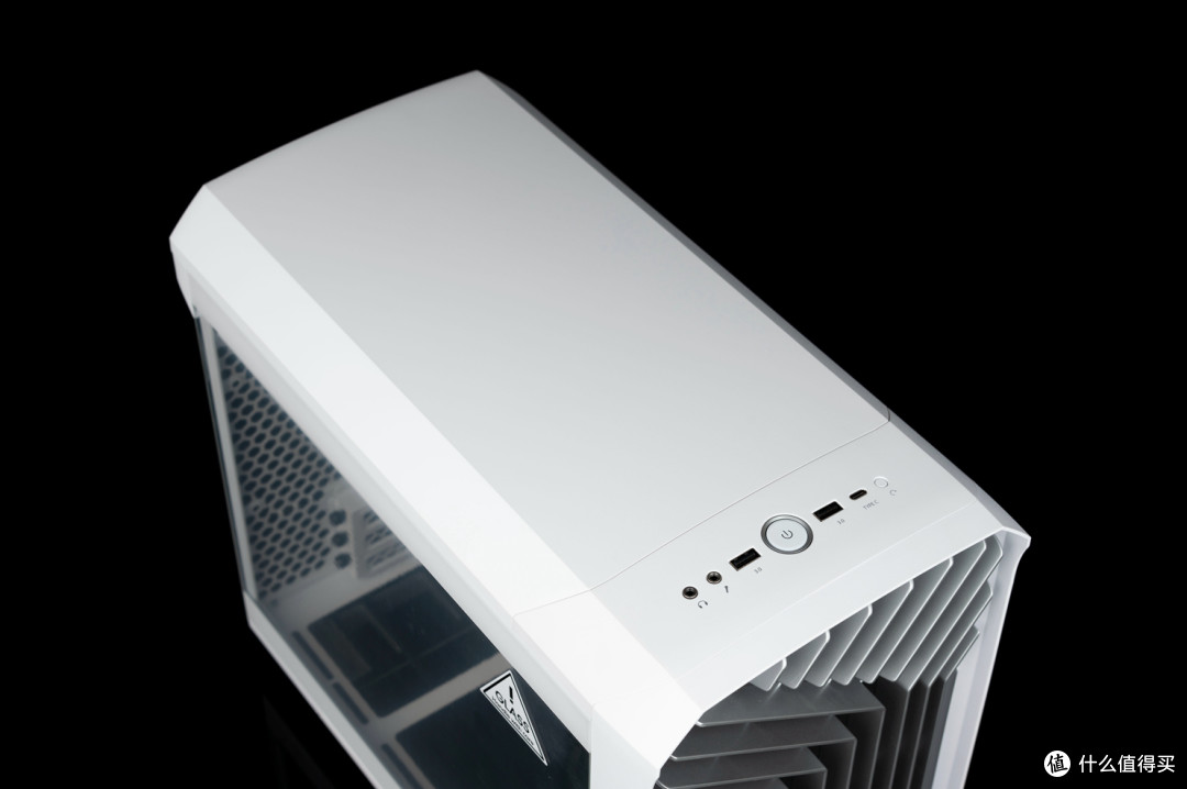 博大精深气流艺术fractaltorrentnano机箱装机