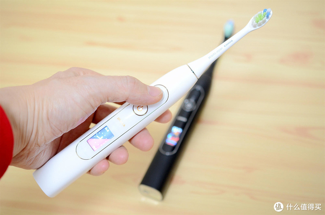 实测一晤未来电动牙刷-千元档国产造如何打动我？
