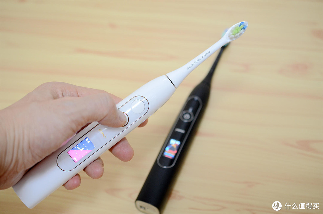 实测一晤未来电动牙刷-千元档国产造如何打动我？