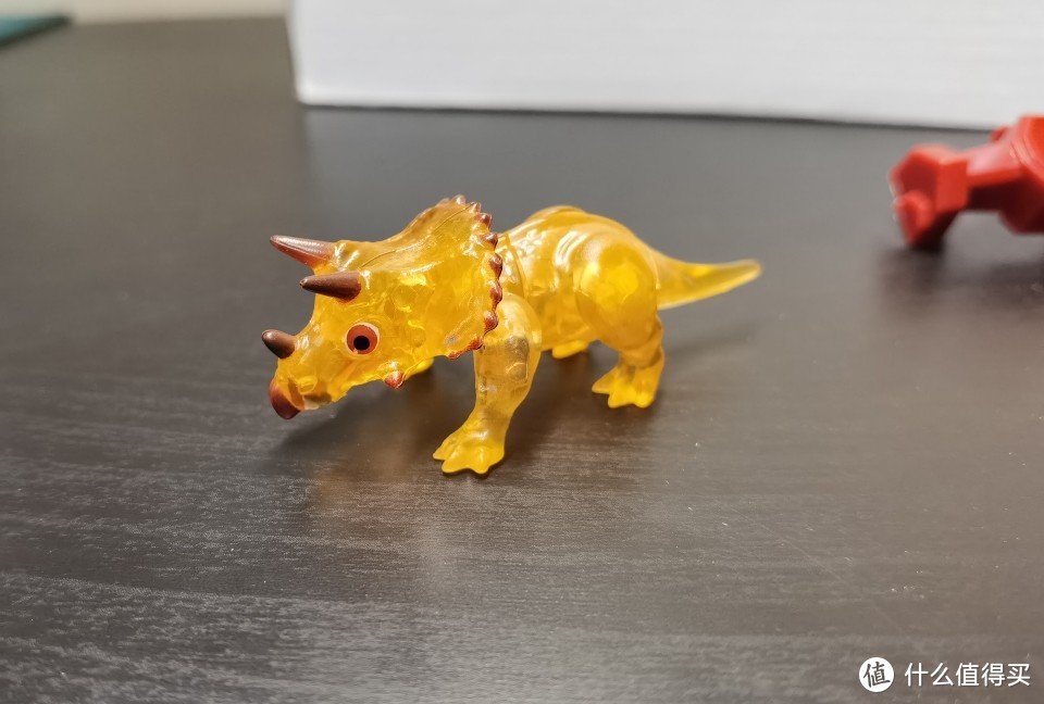 爆龙战车爆变恐龙无畏冲锋号雷霆三角龙测评