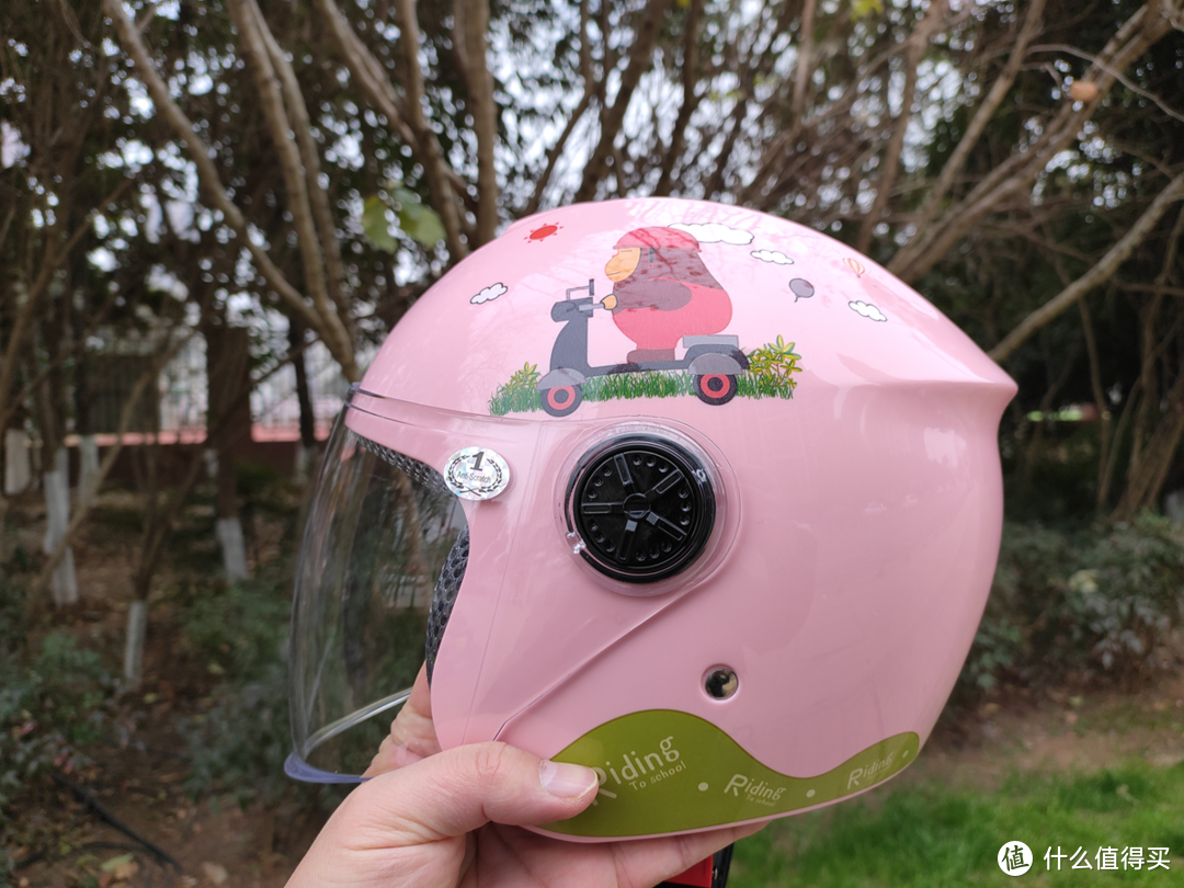 Smart4u儿童头盔体验：不仅让闺女戴上头盔，还让她爱上戴头盔