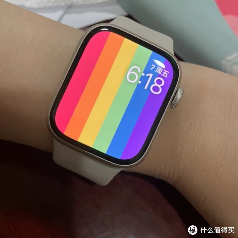 iWatch s7开箱晒单及可爱的充电座拼装