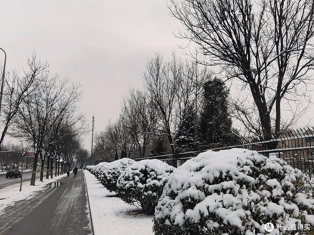 二月飘雪，用手机记录赶在节日前的浪漫