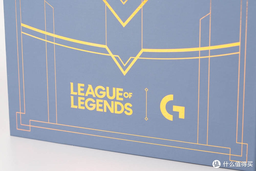 League of Legends 与Logitech G 联名。