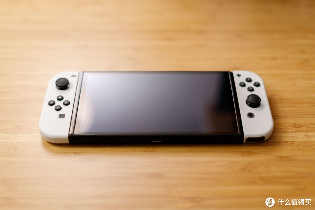 与任天堂 Switch OLED 有关的 8 个问题