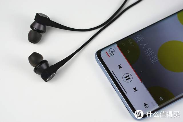 不玩降噪玩音质！创新Aurvana Trio Wireless三单元项圈耳机评测