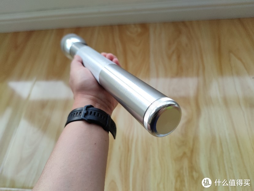 开箱一个少见的镁光（MAGLITE）4D氙气灯泡手电。