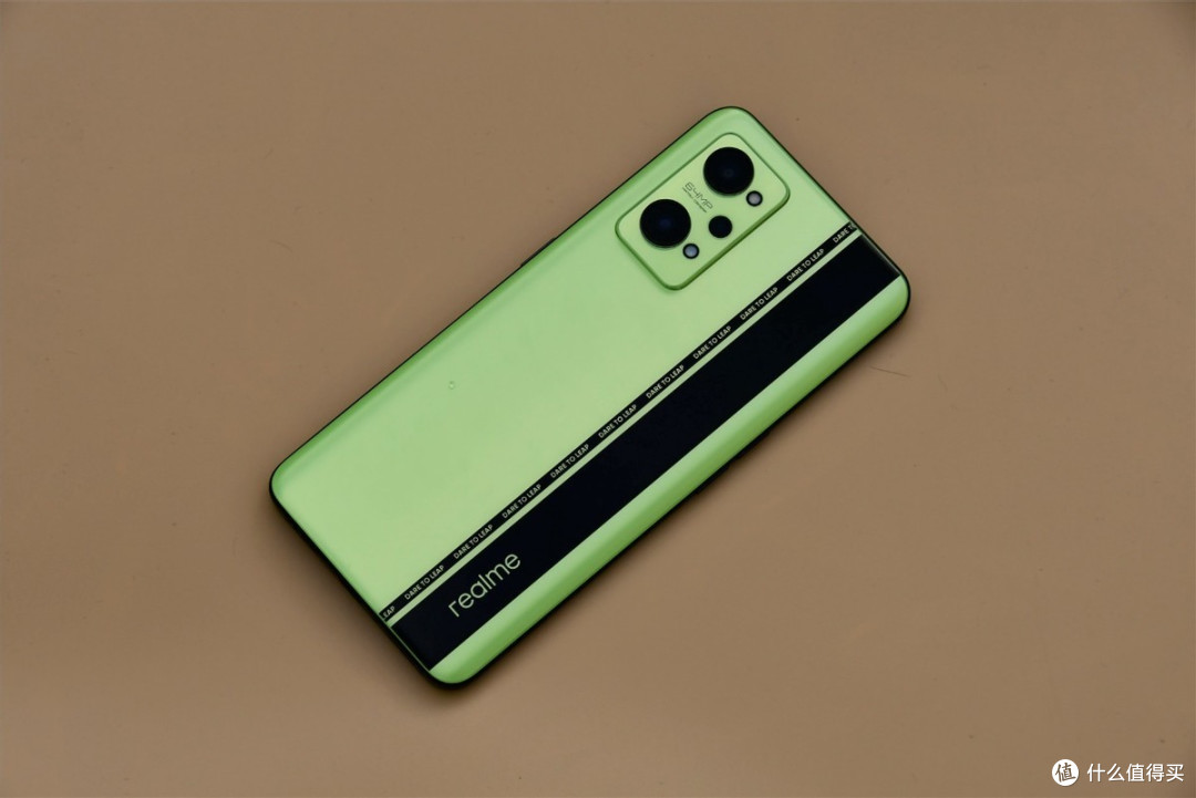 5000mah三星e4屏骁龙870跌至1699元65w闪充旗舰加速离场