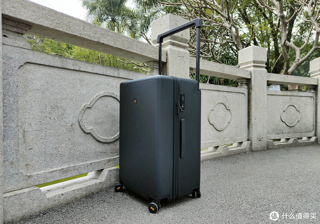 设计小心思，容量大提升，地平线8号大旅行家行李箱使用体验！