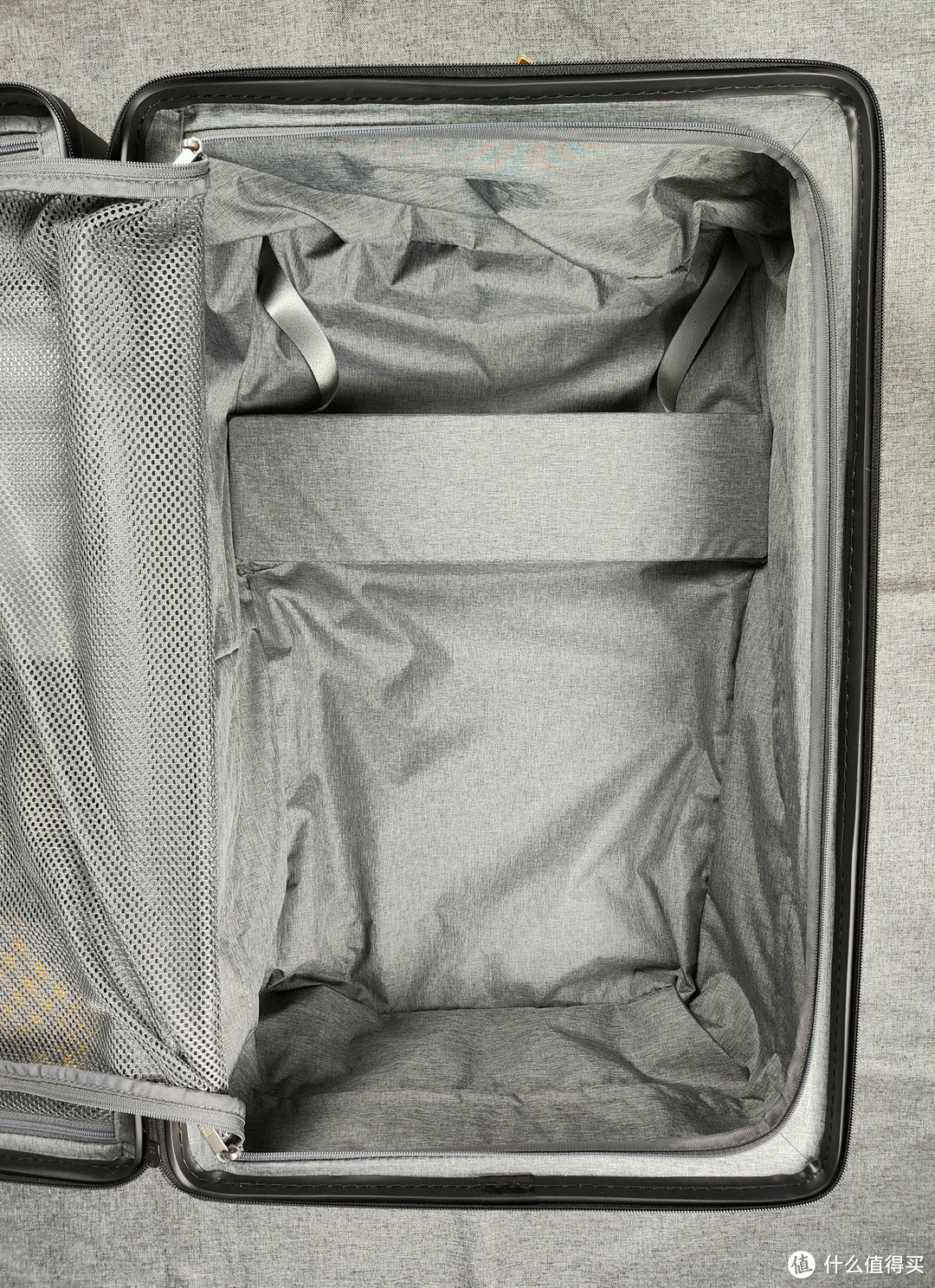 设计小心思，容量大提升，地平线8号大旅行家行李箱使用体验！
