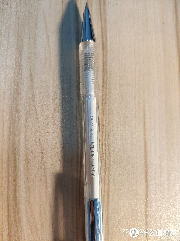 笔身印有model pen