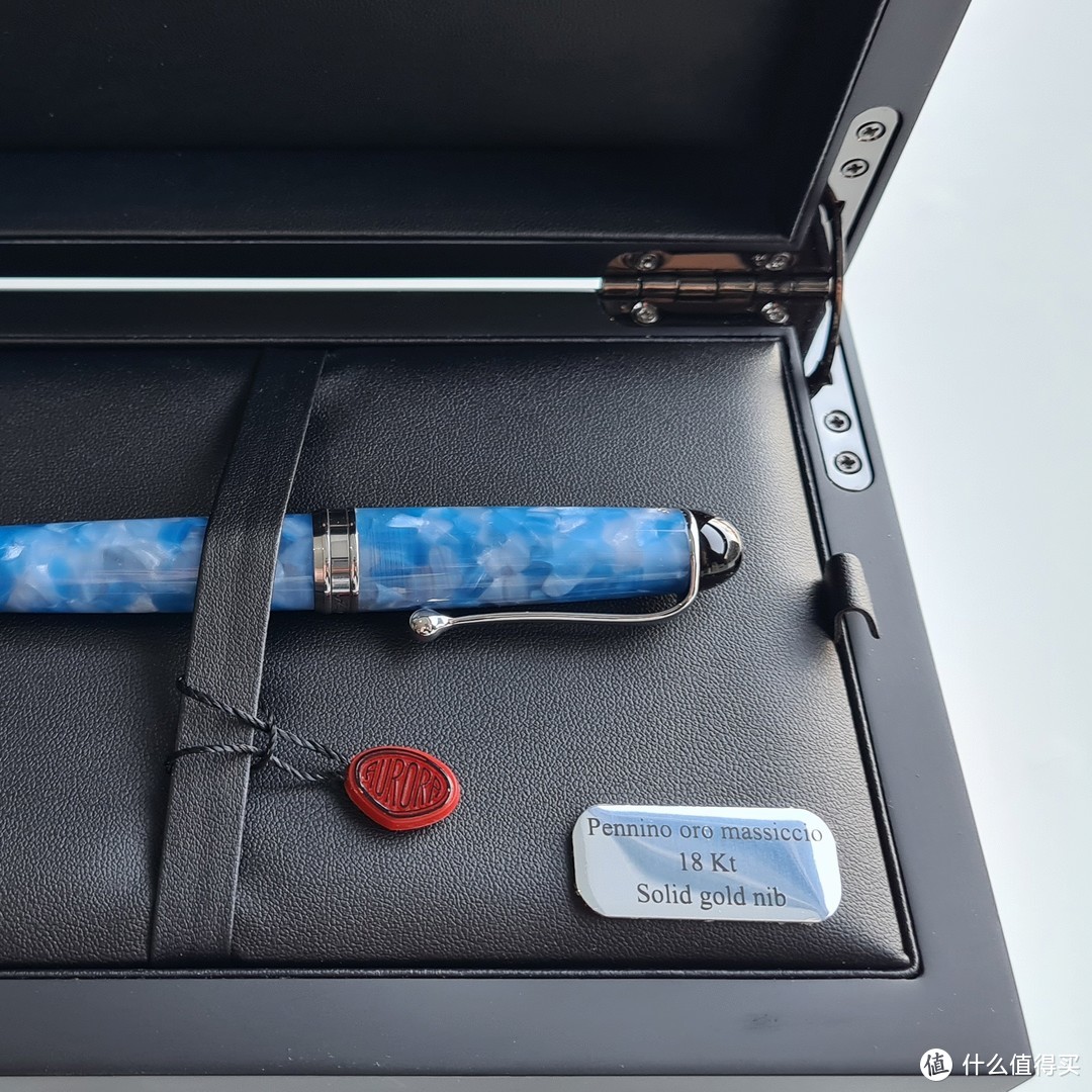 一道曙光照亮凡尘心：奥罗拉888冥王星限量版钢笔开箱