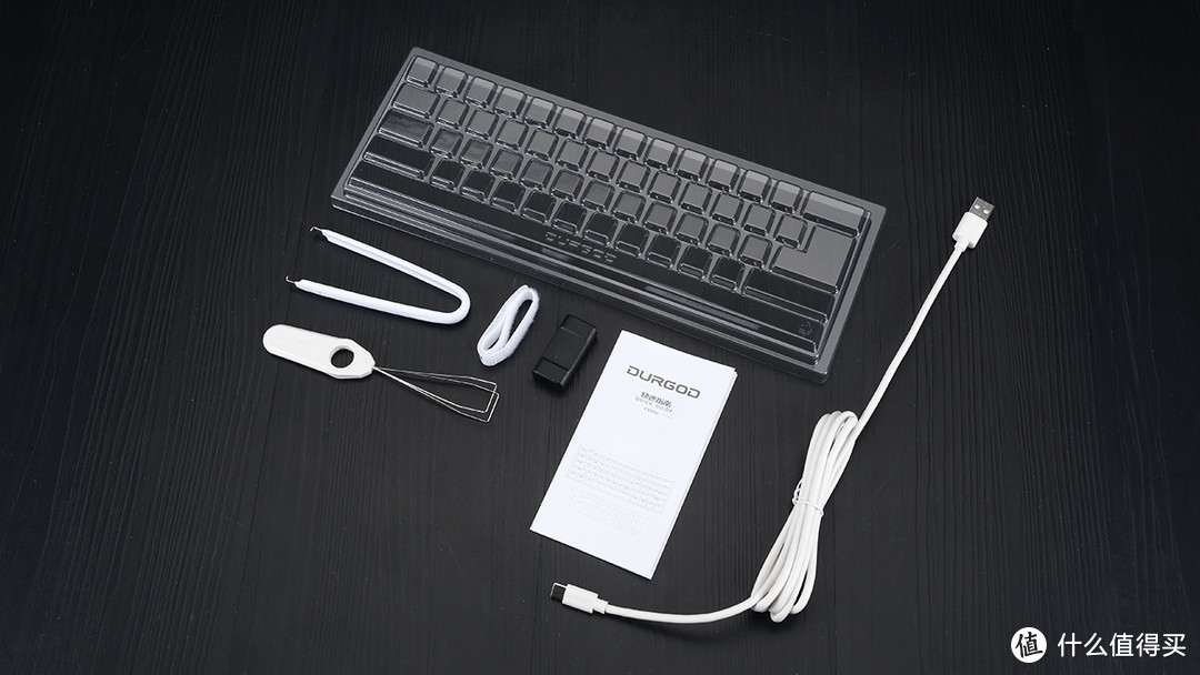 杜伽K330w Plus三模机械键盘评测：配置再进化