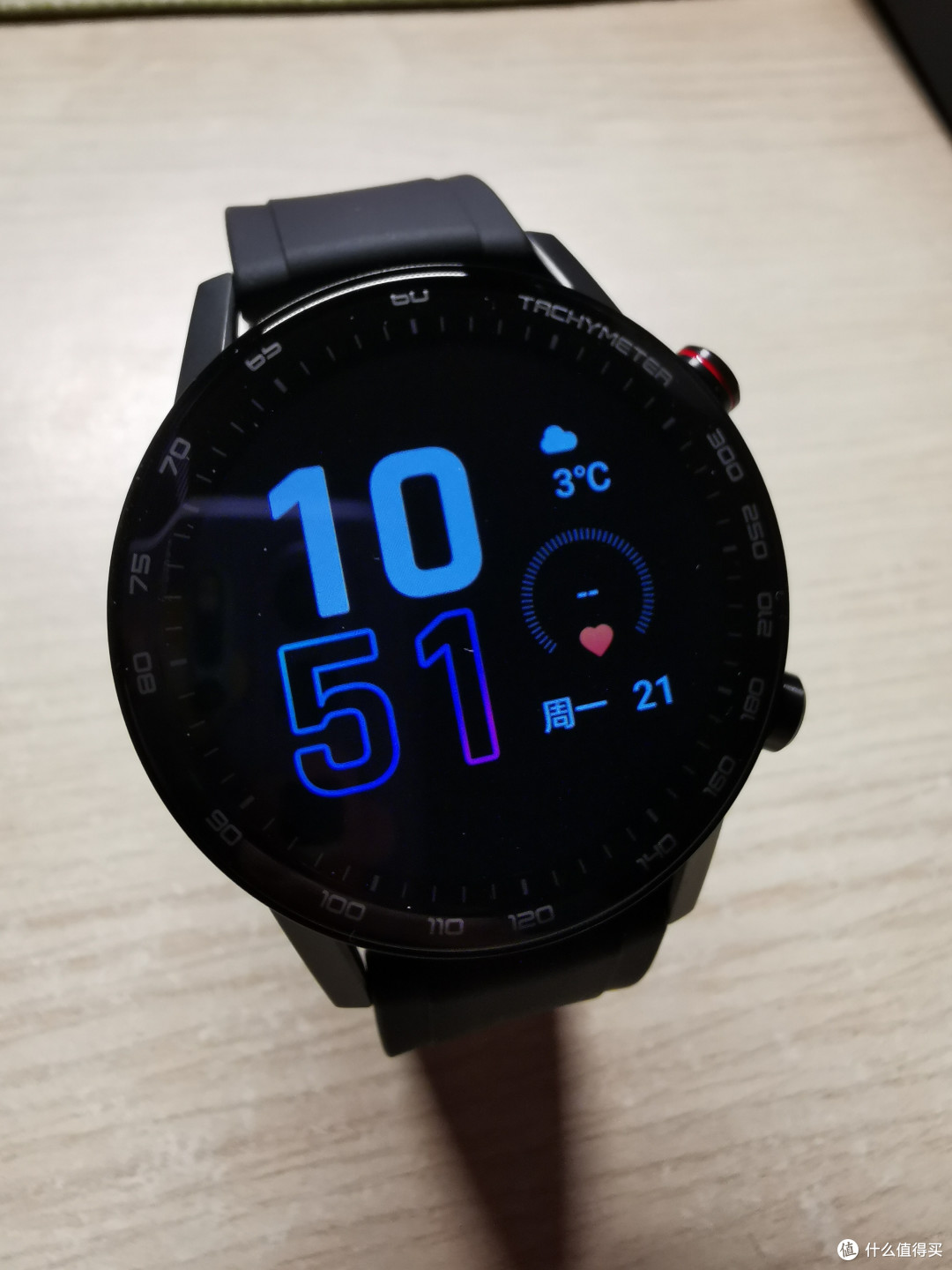 前浪死在沙滩上,荣耀magic watch2上手体验_智能手表_什么值得买