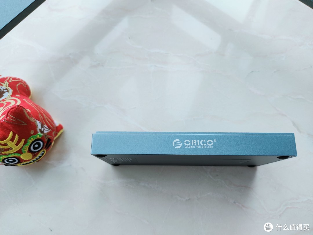 ORICO九合一扩展坞，让桌面告别杂乱数据线