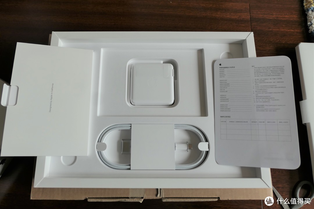 迄今为止在PDD买过最贵重的物品——Macbook Pro 14简单开箱