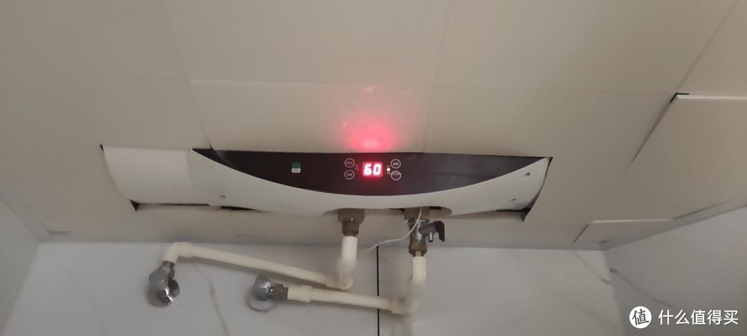 热水器的开关要16A,装在吊顶内，不好显示。