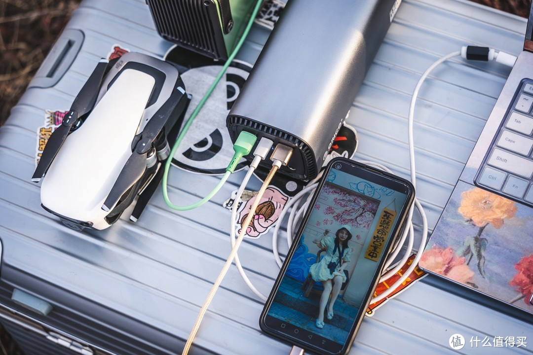 户外达人的充电神器，奥睿科 AT150户外储能电源让你充电无烦恼！