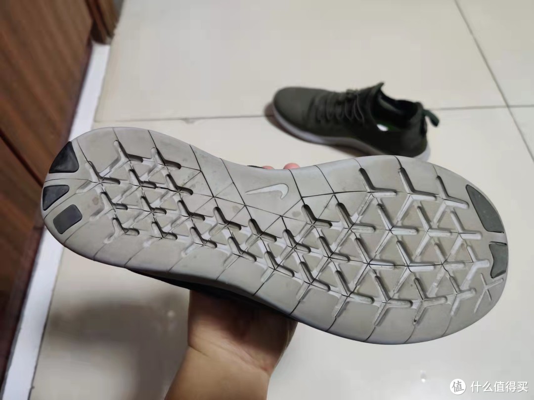 一个像普拉达的Gucci  climacool vento（boost）评测