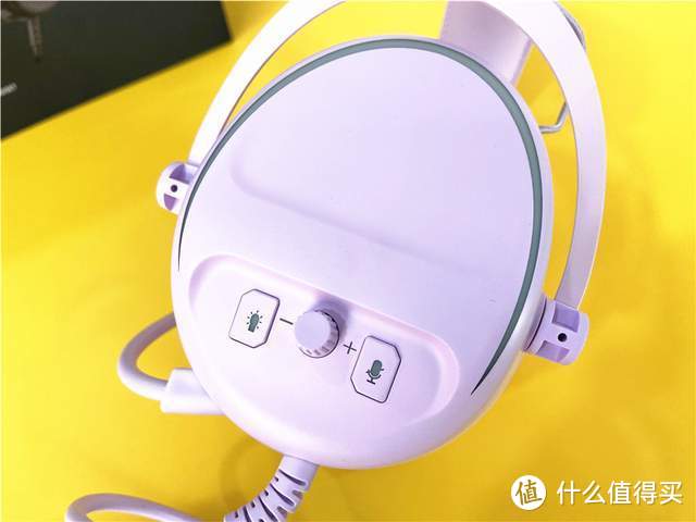 无感延迟 炫酷彩灯-雷柏VH-650游戏耳机