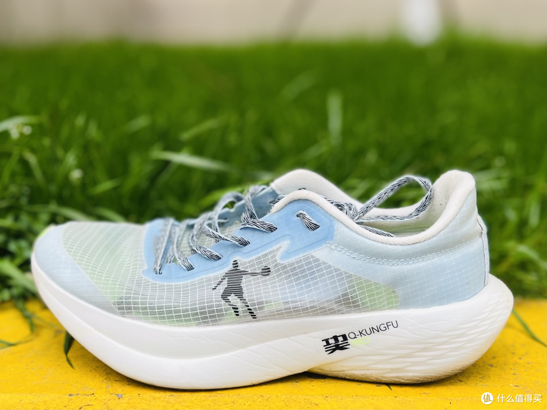 春天跑步推荐穿过的7款跑鞋入门到碳板跑鞋都有