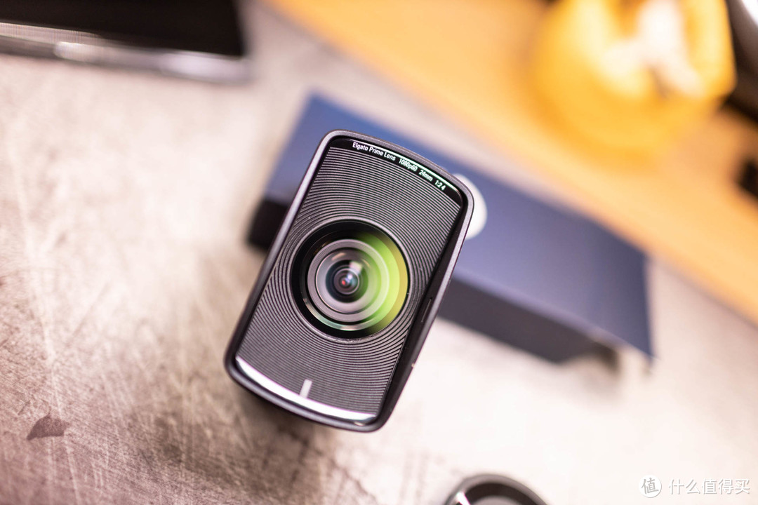 可手动曝光，媲美单反相机操控，Elgato Facecam与众不同的摄像头