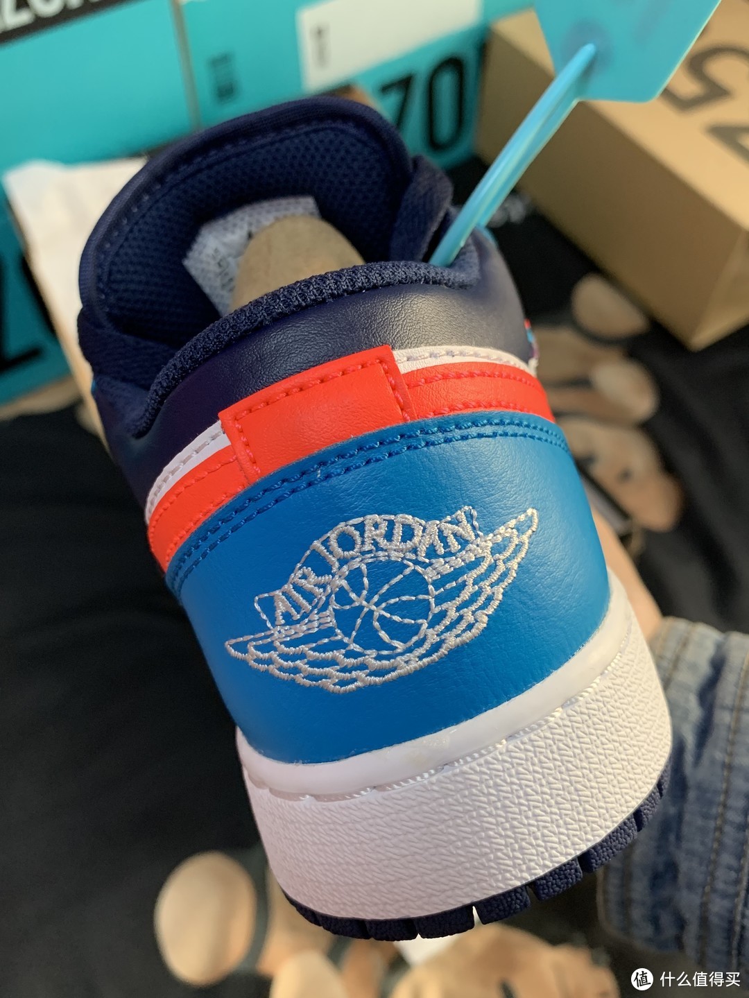 新鞋开箱——百元低帮Low不香吗？Air Jordan 1 Low"Game Time"游戏时间（GS）蓝红白