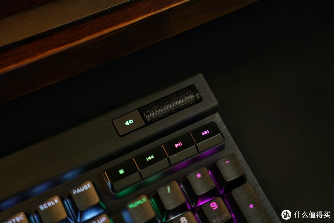 游戏玩家的必备利器——美商海盗船K70 RGB PRO机械键盘有哪些独到之处？