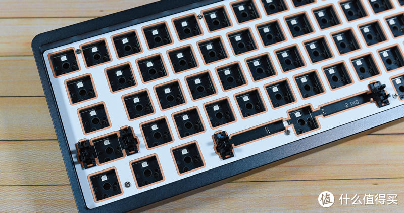 比定制还细化自主-黑爵AC064客制化三模键盘套件