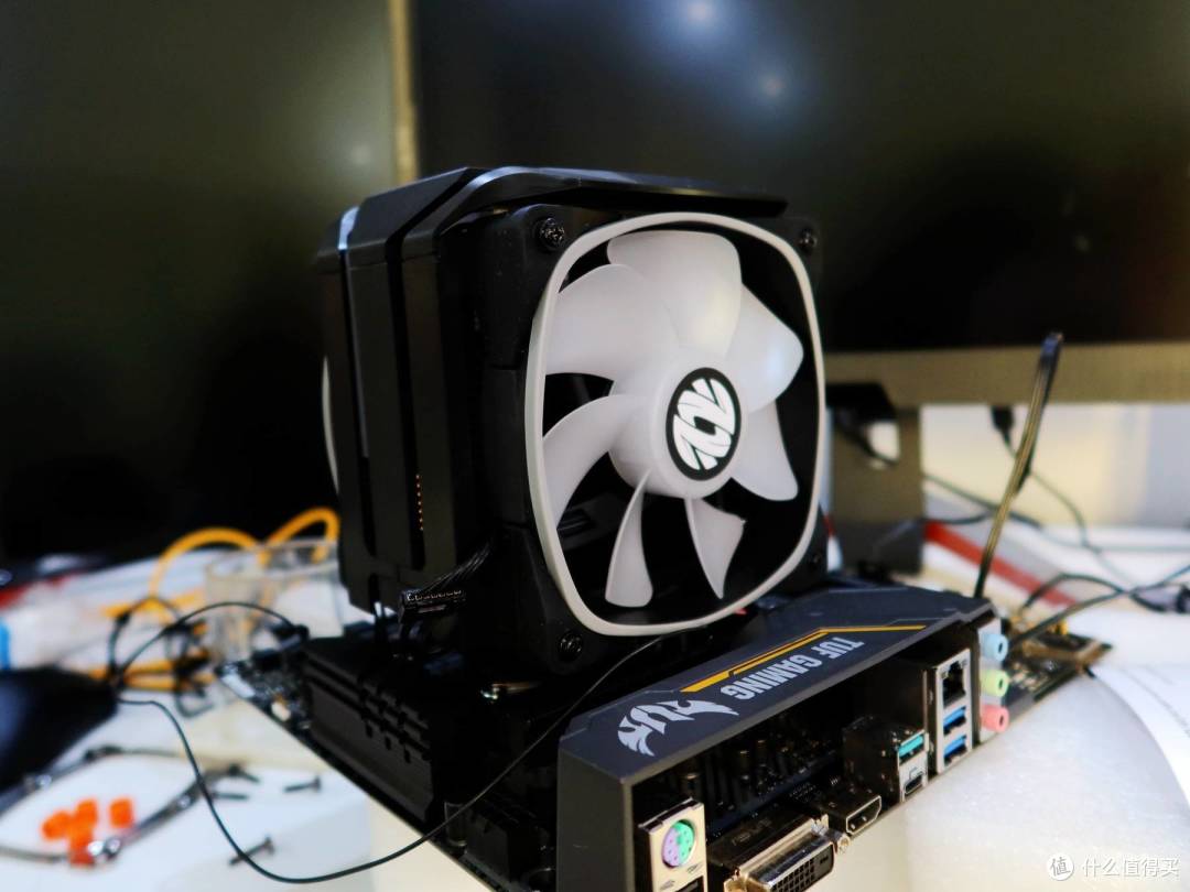不只是好看zerozone泽洛幻瞳cpu风冷散热器使用评测