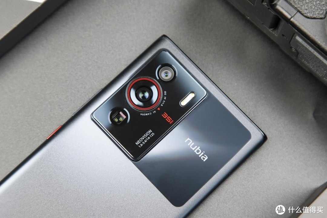35mm定制主摄开启你的人文影像新世界 努比亚Z40 Pro评测