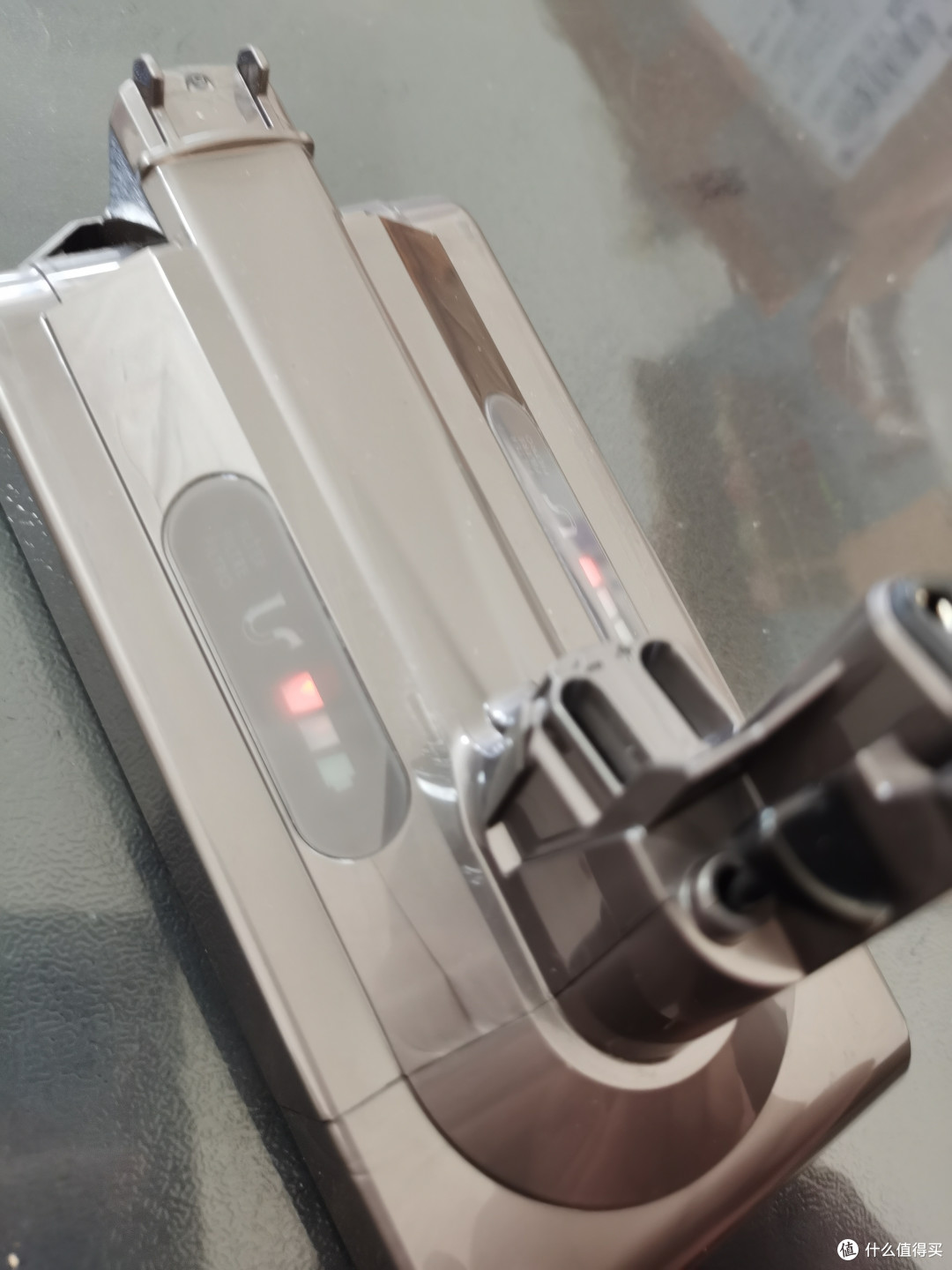 就闪红灯，这张图片补拍的，我已经拆下来了