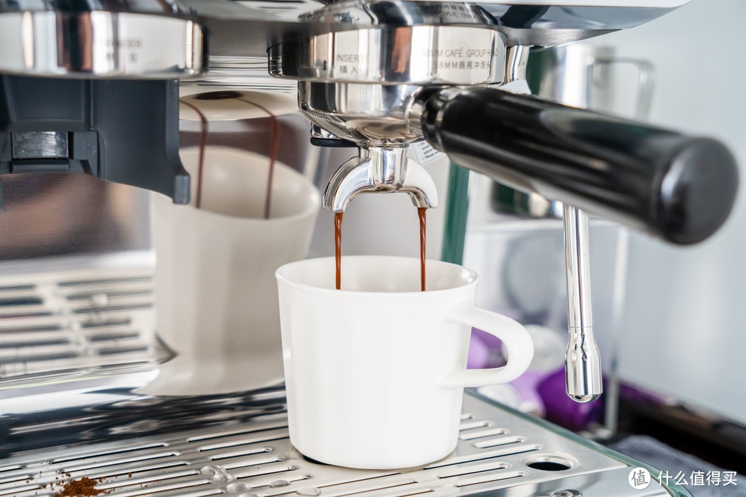 咖啡爱好者的进阶指南。不同类型咖啡的优劣势，是否最终都要拥有一台半自动咖啡机？