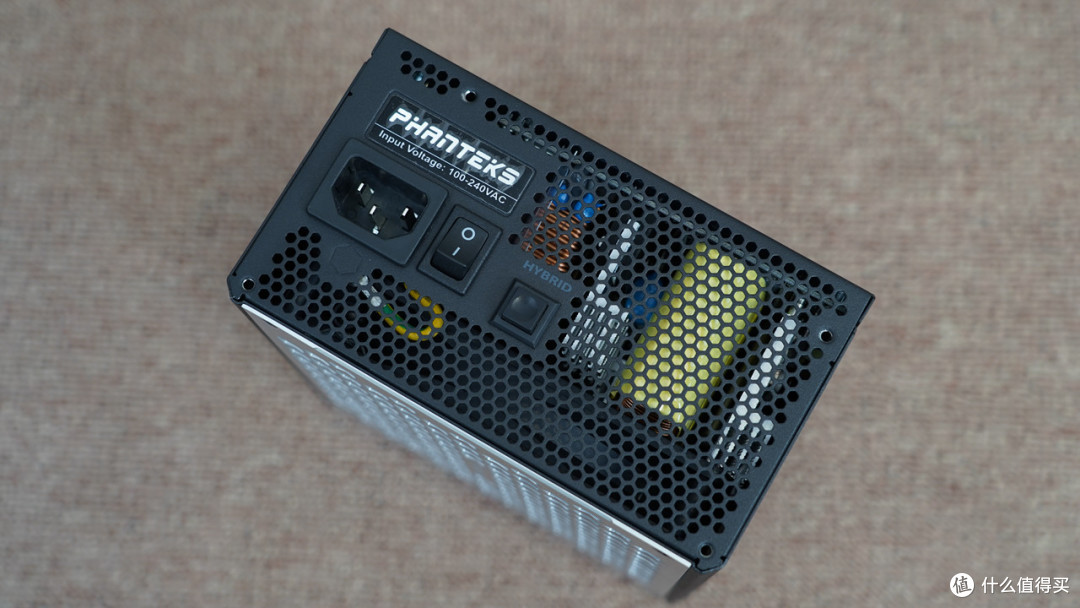 能战未来的高端电源追风者revoltx1200w白金电源开箱拆解分享