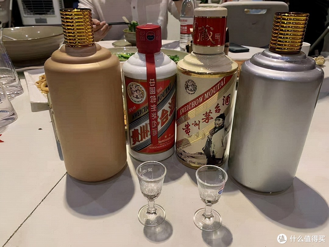 “为什么我喝起白酒都觉得是一个味？除了辣就没其他味了”