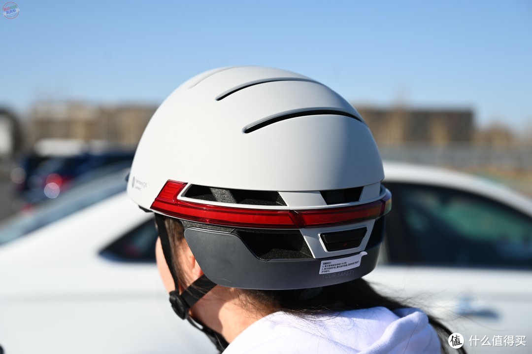 安全好用的智能头盔，自带灯光提示与语音功能，力沃BH51M Neo体验