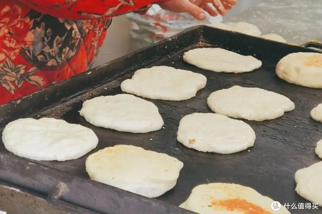 这个低调的省会，美食内卷，泉水免费！