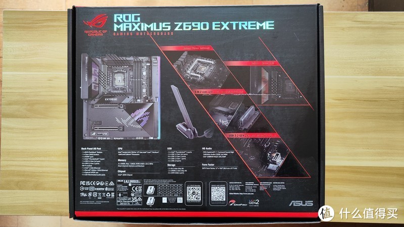 豪气冲云天！华硕ROG玩家国度MAXIMUS Z690 EXTREME主板开箱