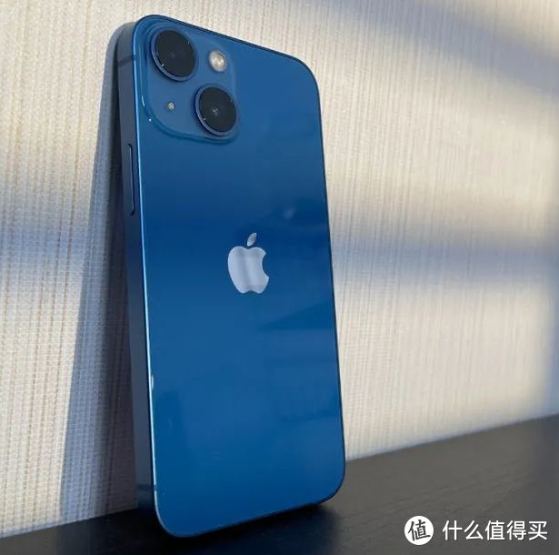 自從新iphonese發佈後我更喜歡iphone13mini了