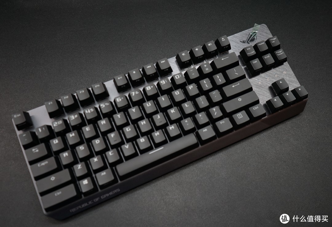 增加我的键盘一员——ROG 游侠NX TKL 键盘开箱