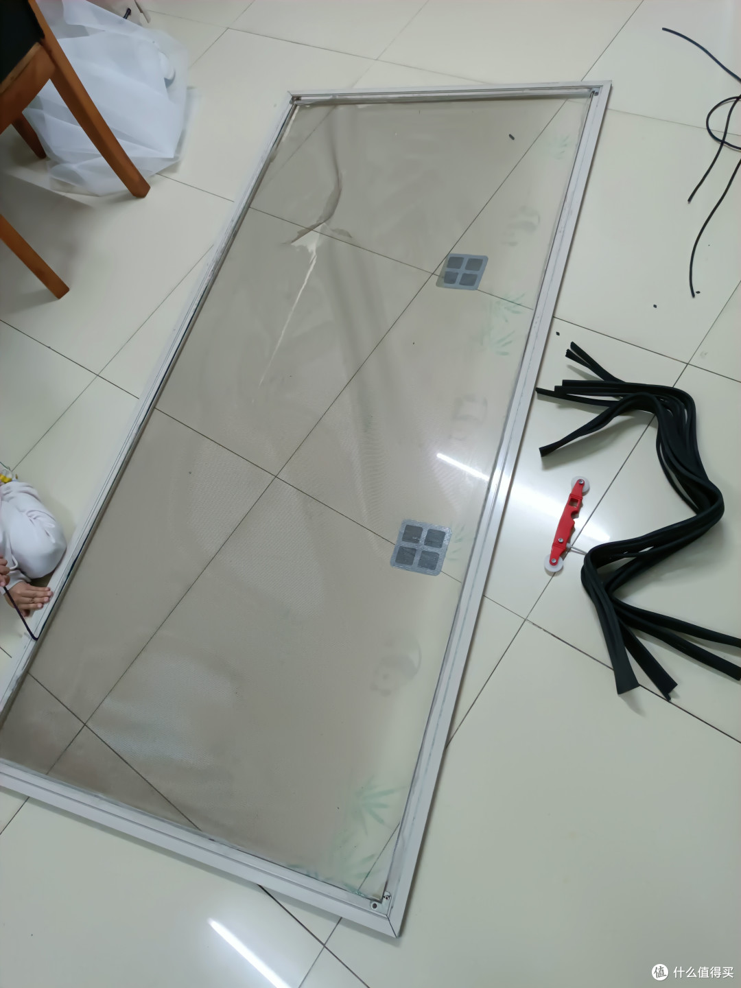 自己动手丰衣足食篇一推拉门纱窗破了怎么办自己动手换纱窗吧简单方便