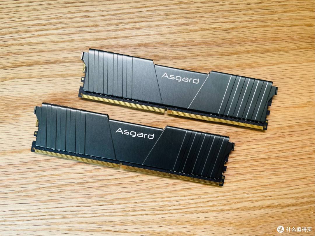 用银欣CS351多盘位NAS机箱，DIY一台高性能Windows NAS