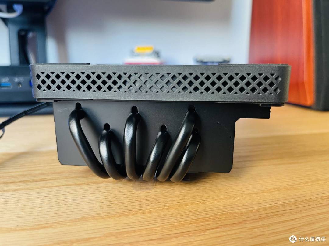 用银欣CS351多盘位NAS机箱，DIY一台高性能Windows NAS