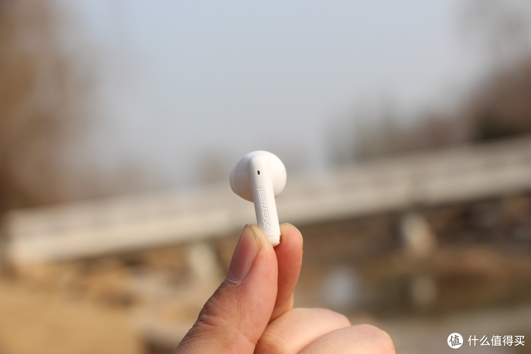 谁说百元买不到好耳机？漫步者X2蓝牙耳机测评：媲美千元级骨传导耳机