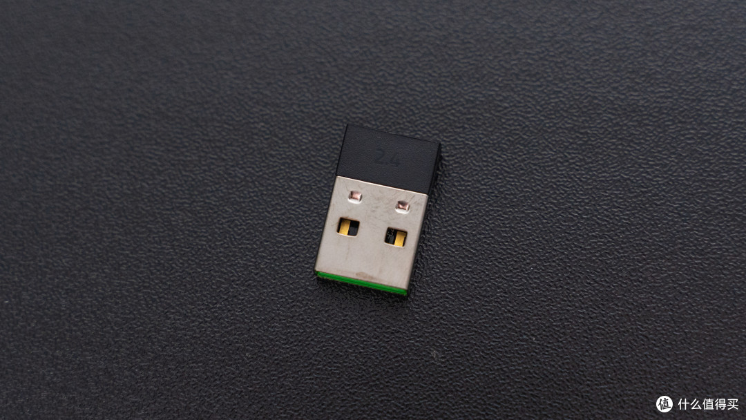 雷蛇毒蝰终极版无线鼠标开箱