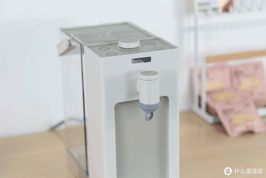 高颜值桌面饮水机，北鼎9系即热饮水机，3秒即热一键自清洁