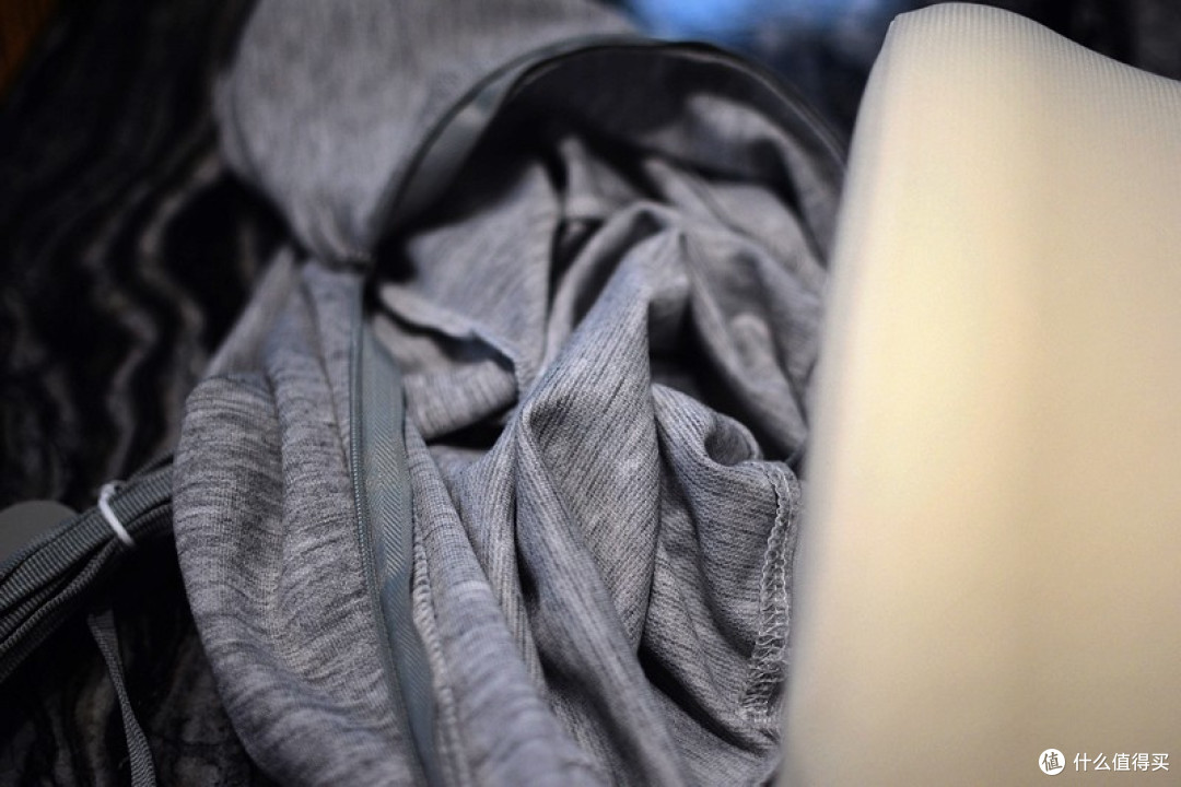 石墨烯热敷8h小暖石墨烯热敷支撑护椎腰靠 按摩器 什么值得买