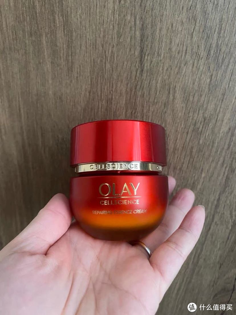 OLay超红瓶，据说有热玛吉的效果