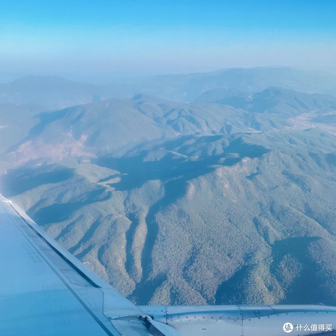 再次来到彩云之南，精品小团五人行旅途中各种小惊喜分享给大家，跟我一起云旅行吧～